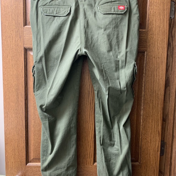 3 Pair Dickies Cargo Pants - Picture 2 of 11